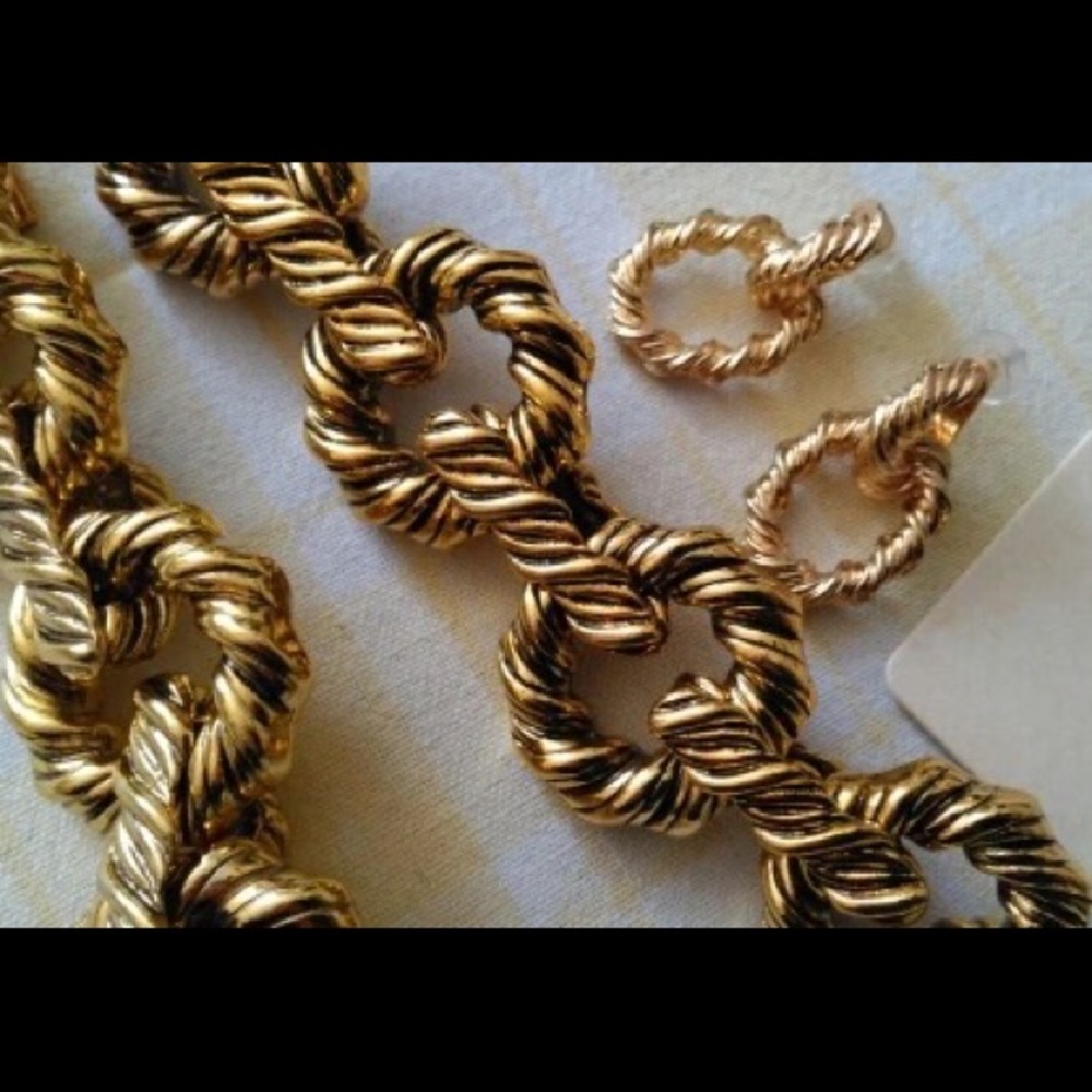 Zara Link Twist Chain or Box Chain Limited Edition Bracelet - Picture 16 of 16